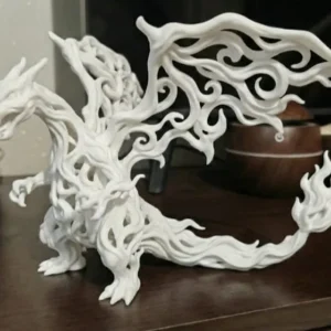 Escultura blanca de dragón ornamental con alas y cola de fuego impresa en 3D